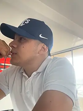 OliverTabordaa online show from 04-25-26, 09:01