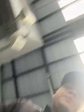 OliverTabordaa online show from 04-26-26, 07:33