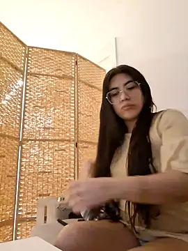 Snapshot of MIA--30 chatting on 03-06-26, 06:04 MIA--30 online show from 03-06-26, 06:04