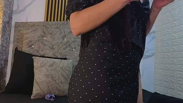 LyraenBlue online show from 04-27-26, 05:33