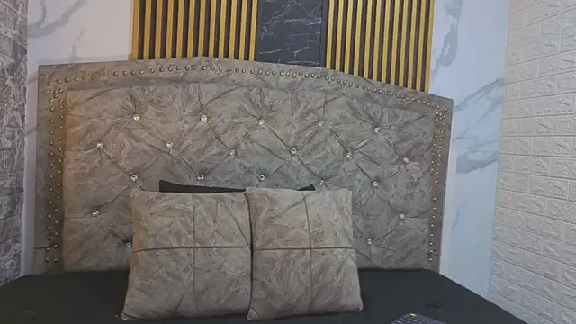 LyraenBlue online show from 06-10-26, 02:38