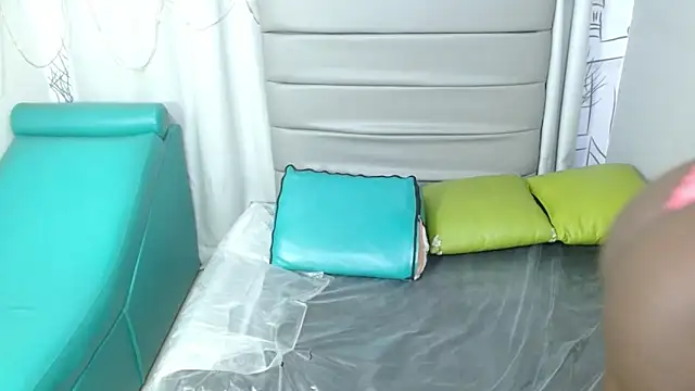 cruzsofiars707 online show from 04-07-26, 11:54