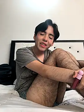 Snapshot of Lucca__555 chatting on 03-11-26, 09:43 Lucca 555 online show from 03-11-26, 09:43