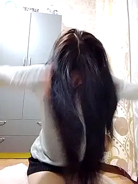 Snapshot of HollyXMolly chatting on 03-10-26, 05:51 HollyXMolly online show from 03-10-26, 05:51