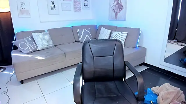 Dana sophiia online show from 04-10-26, 01:27