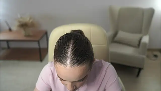 Snapshot of MeriPhelan chatting on 03-12-26, 01:39 MeriPhelan online show from 03-12-26, 01:39