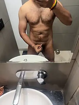 Snapshot of Vibrator2509 chatting on 03-06-26, 04:58 Vibrator2509 online show from 03-06-26, 04:58