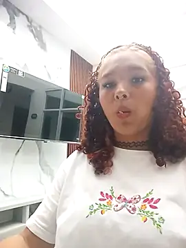 CoralineRed online show from 05-09-26, 10:26