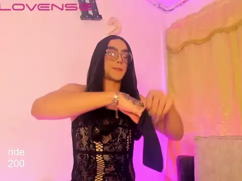 melissa hot21 online show from 04-28-26, 03:11