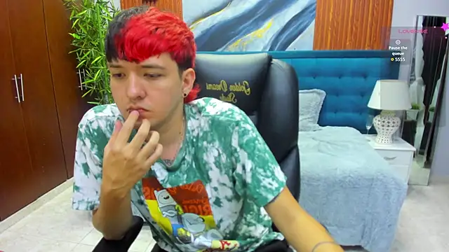 Santiago morgan online show from 04-05-26, 10:51