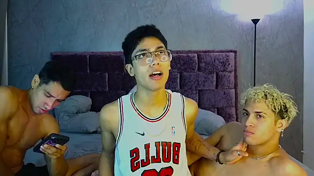 Wild Squad online show from 04-30-26, 06:58