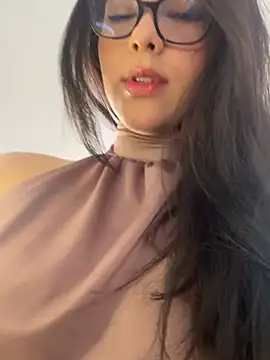 Cristal Williams online show from 03-07-26, 01:52