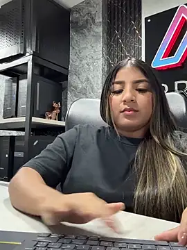 Emma Carteer 1 online show from 03-13-26, 04:30