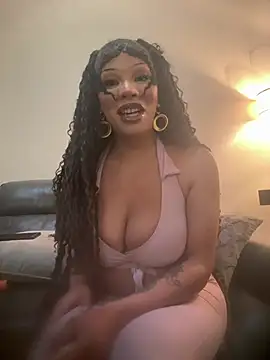 Snapshot of Riasvenenoo chatting on 03-11-26, 04:02 Riasvenenoo online show from 03-11-26, 04:02