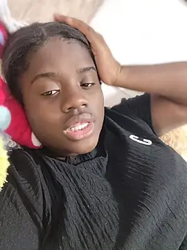 YourLiaa  online show from 03-28-26, 03:28