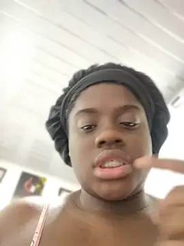 YourLiaa  online show from 04-27-26, 05:05