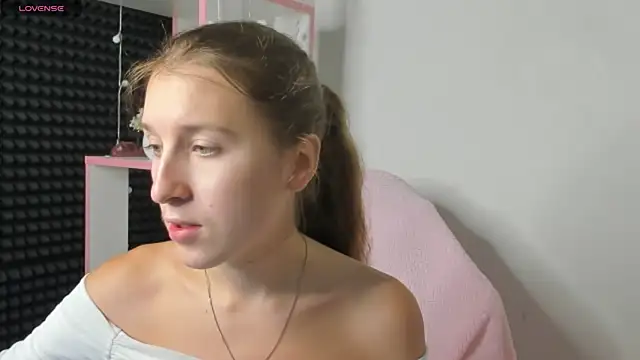 Xenia paradise online show from 07-19-26, 12:58