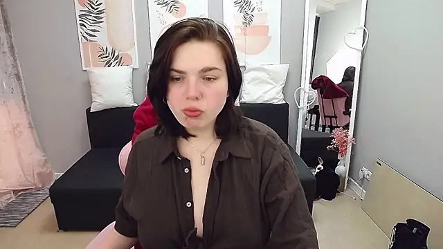 DanielaHot4u online show from 04-14-26, 06:41