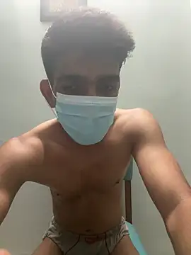 Snapshot of BombaySam78 chatting on 05-11-26, 04:04 BombaySam78 online show from 05-11-26, 04:04