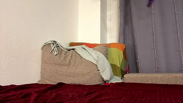 EunTurton online show from 04-11-26, 12:26