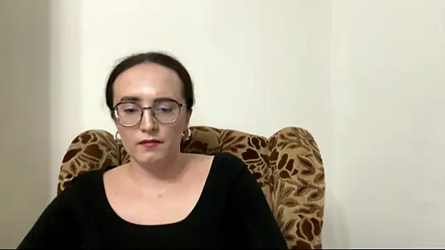 Snapshot of SofiaTease chatting on 03-16-26, 05:28 SofiaTease online show from 03-16-26, 05:28