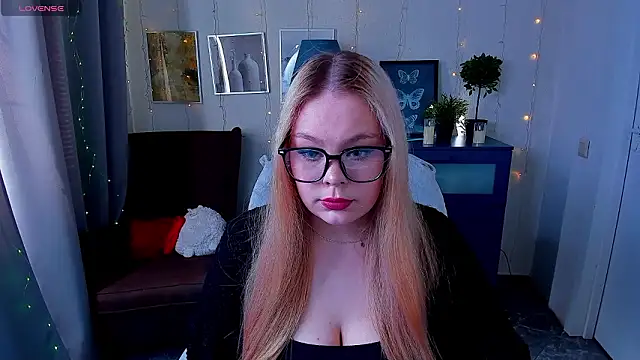 Snapshot of AmeliaMerris chatting on 03-13-26, 10:33 AmeliaMerris online show from 03-13-26, 10:33