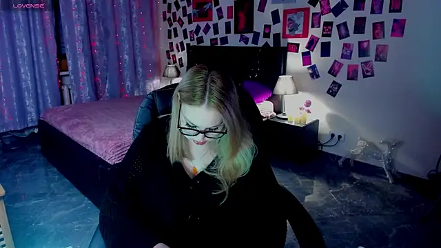 AmeliaMerris online show from 04-01-26, 08:39