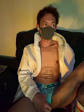 Snapshot of iam_ryu chatting on 03-12-26, 10:10 iam ryu online show from 03-12-26, 10:10