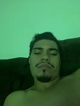 Snapshot of cs-03 chatting on 03-08-26, 09:51 cs-03 online show from 03-08-26, 09:51