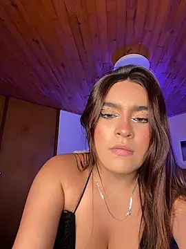 Issa pinkk online show from 03-24-26, 07:41