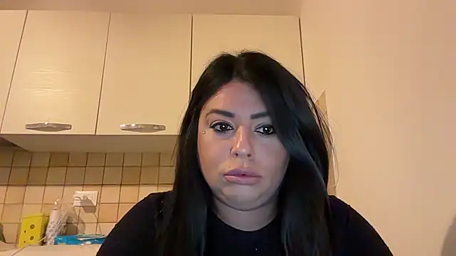 Snapshot of giaduzza chatting on 04-22-26, 03:35 giaduzza online show from 04-22-26, 03:35