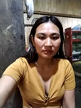 Snapshot of mylove-cute chatting on 05-06-26, 03:02 mylove-cute online show from 05-06-26, 03:02
