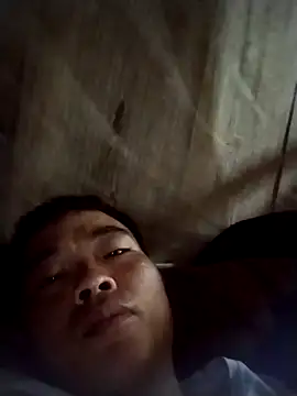 Snapshot of mylove-cute chatting on 05-09-26, 01:27 mylove-cute online show from 05-09-26, 01:27