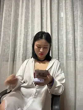 Yolanda9 online show from 03-26-26, 01:38