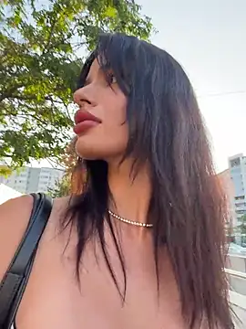 Snapshot of RaniaSnow chatting on 07-24-26, 03:48 RaniaSnow online show from 07-24-26, 03:48