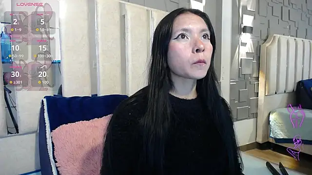 Chloe16  online show from 04-21-26, 08:44
