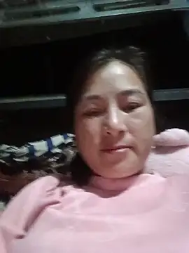 Snapshot of Yuhi3d chatting on 06-04-26, 03:51 Yuhi3d online show from 06-04-26, 03:51