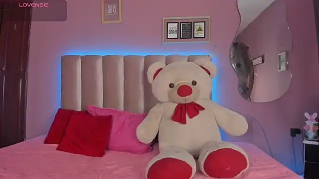 nikkita dragon  online show from 04-07-26, 07:58