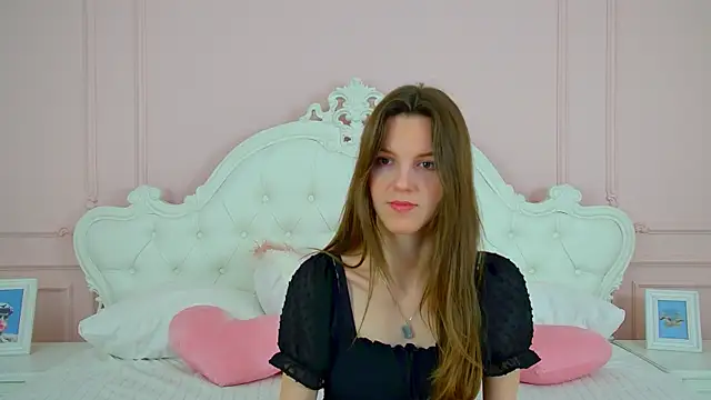 Snapshot of AmaliaLima chatting on 05-22-26, 04:19 AmaliaLima online show from 05-22-26, 04:19