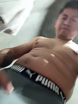 GoldenM95 online show from 04-25-26, 05:43