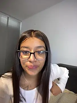 chanell pinkk online show from 04-16-26, 01:34