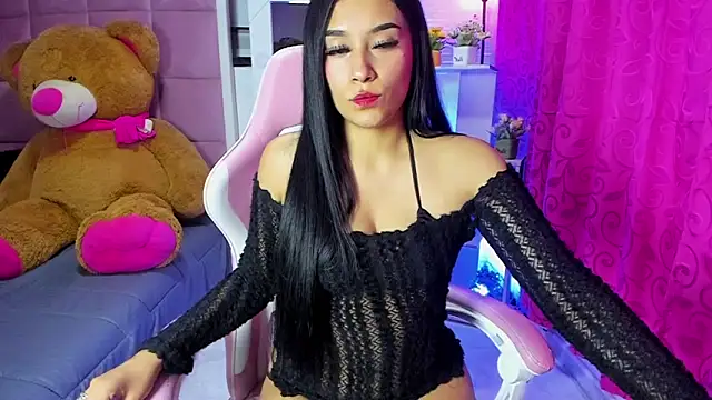 Snapshot of TianaDavies chatting on 03-12-26, 07:53 TianaDavies online show from 03-12-26, 07:53