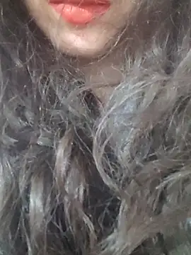 Snapshot of Kamilya89six chatting on 03-12-26, 07:20 Kamilya89six online show from 03-12-26, 07:20