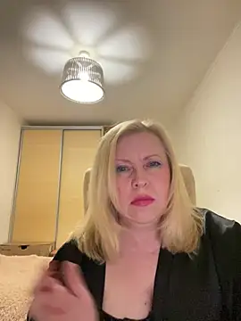 JanieLight53 online show from 07-09-26, 08:24