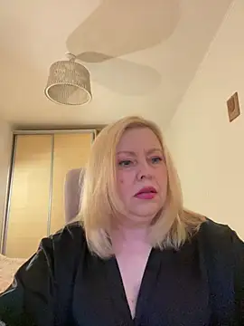 JanieLight53 online show from 07-22-26, 06:22