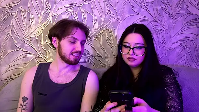 Snapshot of LunaWithAdrian chatting on 03-08-26, 01:03 LunaWithAdrian online show from 03-08-26, 01:03