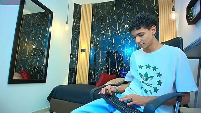 ValeriHot 1 online show from 03-30-26, 04:02