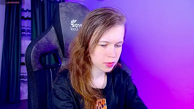 AriaGracen online show from 04-16-26, 08:26