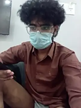 Snapshot of Madhu08fm chatting on 05-03-26, 03:07 Madhu08fm online show from 05-03-26, 03:07