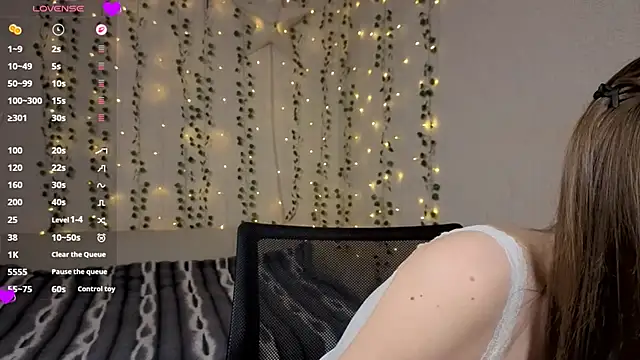 Sweet Pussy Girl online show from 04-30-26, 04:13